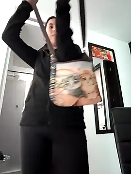 Snapshot of Bonny_Klote chatting on December 26, 2024, 9:37 pm Bonny Klote online show from December 26, 2024, 9:37 pm