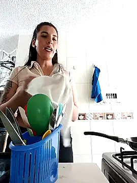 Snapshot of Bonny_Klote chatting on January 9, 2025, 6:47 pm Bonny Klote online show from January 9, 2025, 6:47 pm