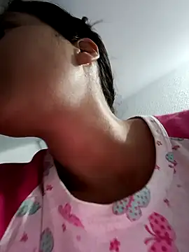 Snapshot of Bonny_Klote chatting on January 15, 2025, 5:05 pm Bonny Klote online show from January 15, 2025, 5:05 pm