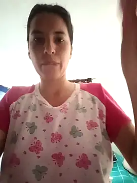 Snapshot of Bonny_Klote chatting on January 23, 2025, 4:04 pm Bonny Klote online show from January 23, 2025, 4:04 pm