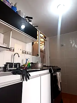 Snapshot of Bonny_Klote chatting on February 21, 2025, 8:05 pm Bonny Klote online show from February 21, 2025, 8:05 pm