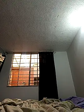 Snapshot of Bonny_Klote chatting on October 14, 2025, 4:41 pm Bonny Klote online show from October 14, 2025, 4:41 pm