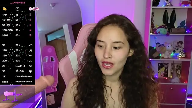 redbarbiedollx online show from October 21, 2025, 9:15 pm