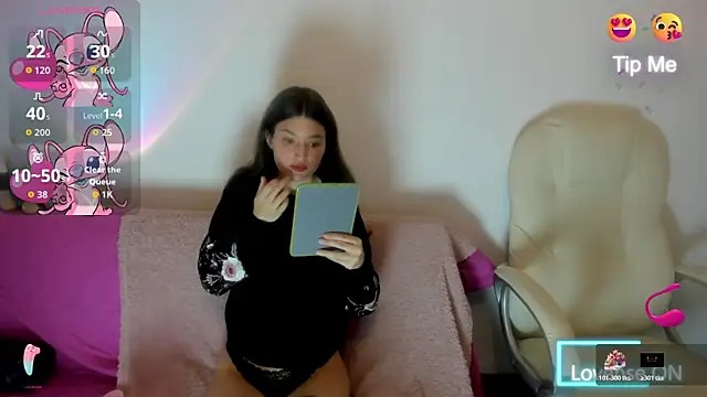 Tesa cute online show from October 24, 2025, 1:46 am