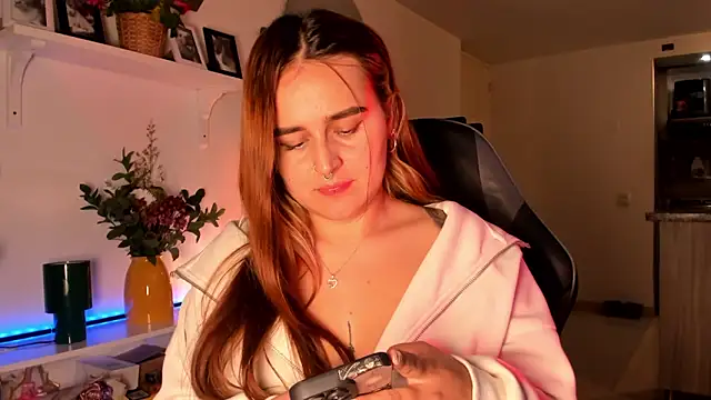 evy orange1 online show from March 11, 2026, 12:05 am