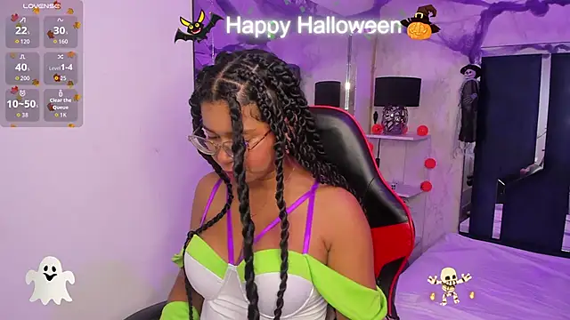 Snapshot of MilaHall_ chatting on October 31, 2025, 4:24 am MilaHall online show from October 31, 2025, 4:24 am