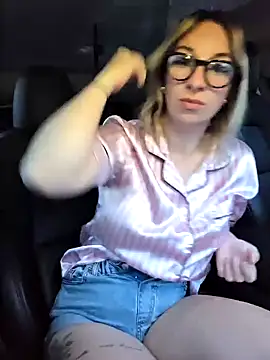 Snapshot of Giuliana_baby chatting on September 25, 2025, 5:44 am Giuliana baby online show from September 25, 2025, 5:44 am