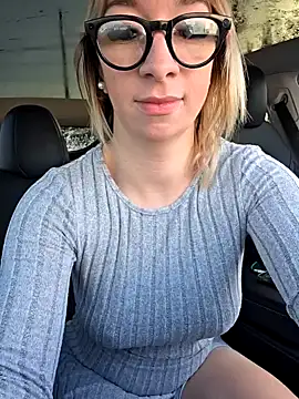 Snapshot of Giuliana_baby chatting on October 5, 2025, 7:39 am Giuliana baby online show from October 5, 2025, 7:39 am