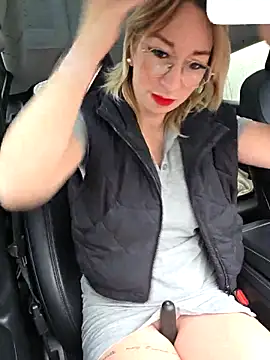 Snapshot of Giuliana_baby chatting on October 30, 2025, 8:49 am Giuliana baby online show from October 30, 2025, 8:49 am