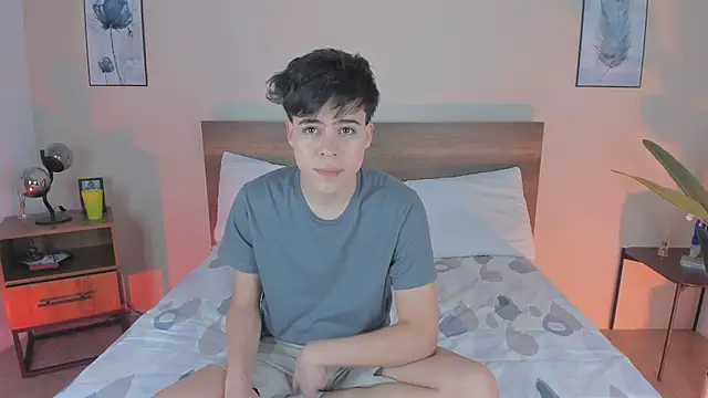 justinbiler online show from September 12, 2025, 12:38 pm