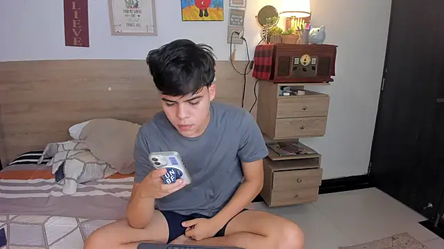 justinbiler online show from January 16, 2026, 1:37 pm