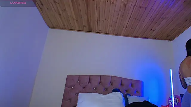 miaa saenz1 online show from September 10, 2025, 4:01 am