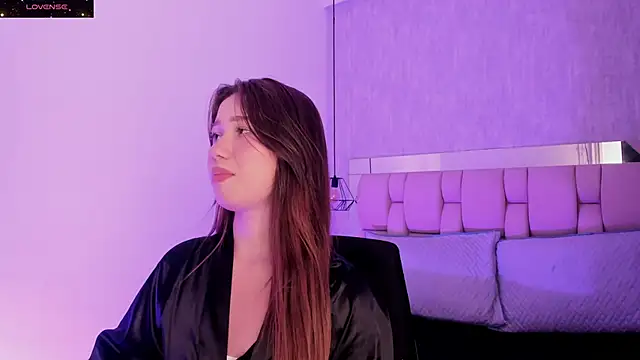 Roxie-Summers11 online show from February 10, 2025, 10:30 pm