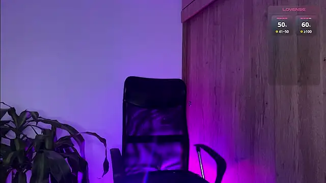 Julifoxx online show from December 28, 2024, 12:26 am