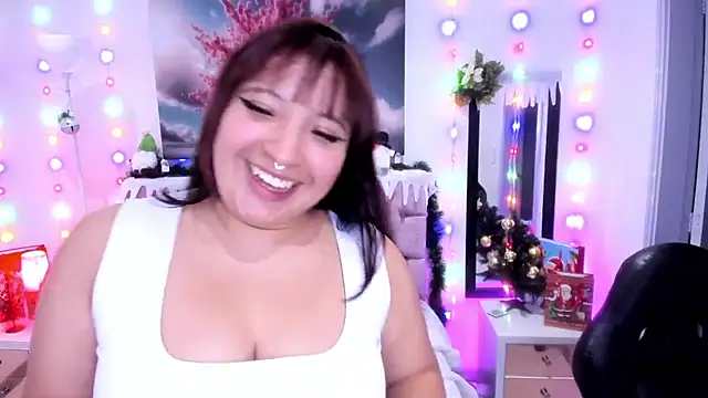 Emma monserrat online show from December 21, 2024, 9:44 am