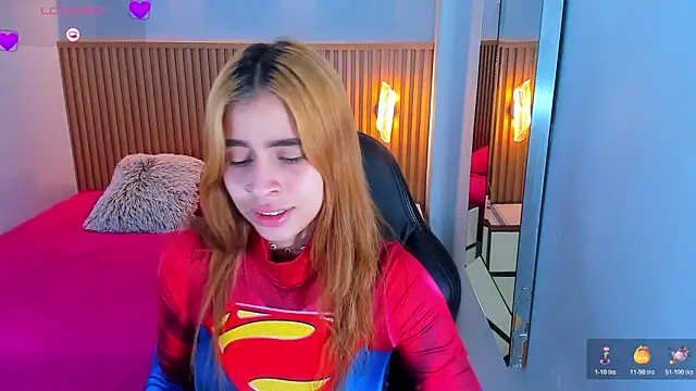 LUCYAMARS1 online show from October 20, 2025, 11:32 am