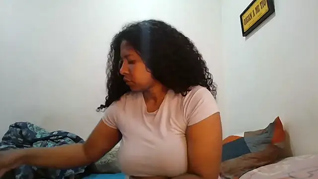 Ivon-09 online show from December 14, 2025, 11:26 am