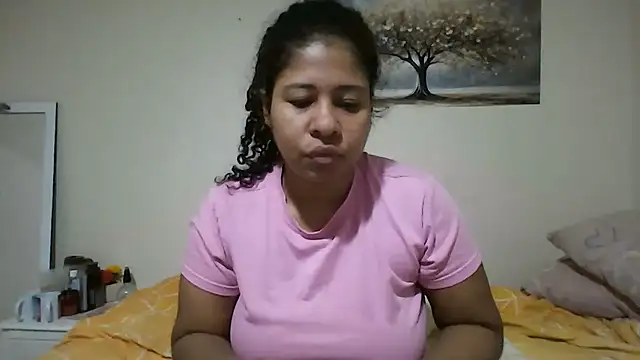 Ivon-09 online show from June 18, 2026, 12:09 pm
