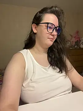 hungry1bunny online show from January 28, 2025, 5:24 pm