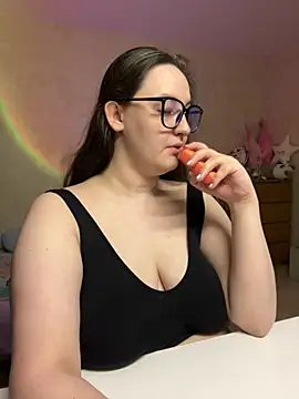 hungry1bunny online show from March 22, 2025, 10:15 pm