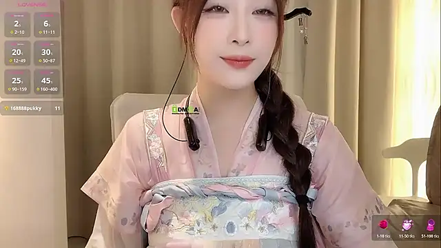 zhuzhu-520- online show from December 5, 2025, 3:41 pm