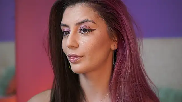 Snapshot of SabrinaHope chatting on March 18, 2026, 9:07 pm SabrinaHope online show from March 18, 2026, 9:07 pm