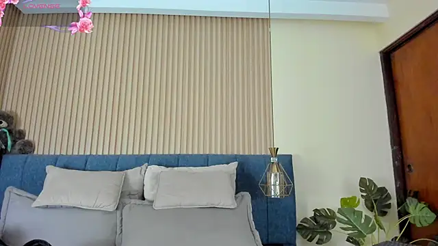 Snapshot of kathecute__ chatting on May 30, 2026, 1:35 am kathecute online show from May 30, 2026, 1:35 am