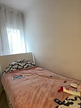 mint melissaaa online show from March 16, 2025, 2:11 pm