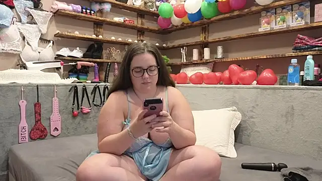 Kimberly-Caprice online show from March 11, 2025, 11:12 am