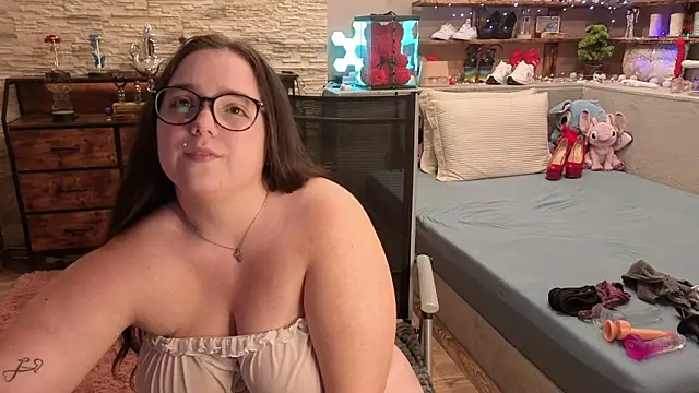 Snapshot of Kimberly-Caprice chatting on April 9, 2026, 6:24 pm Kimberly-Caprice online show from April 9, 2026, 6:24 pm