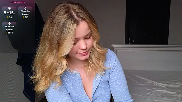 Milana15 online show from May 12, 2026, 3:31 pm