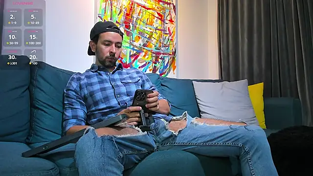 Snapshot of tommy_raym0ndg chatting on October 5, 2025, 11:46 pm tommy raym0ndg online show from October 5, 2025, 11:46 pm