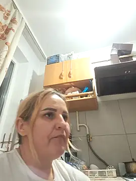 Malichkaanna30 online show from December 15, 2025, 5:28 pm