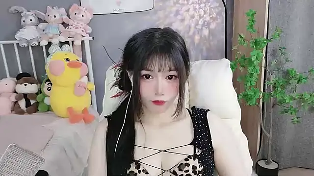 Nancy-Cindy online show from March 19, 2025, 8:11 pm