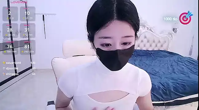 Snapshot of CN-xiaofei chatting on February 9, 2025, 5:40 am CN-xiaofei online show from February 9, 2025, 5:40 am