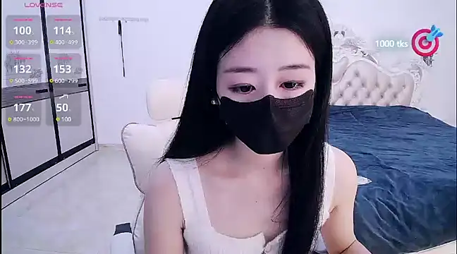 Snapshot of CN-xiaofei chatting on February 19, 2025, 2:44 am CN-xiaofei online show from February 19, 2025, 2:44 am