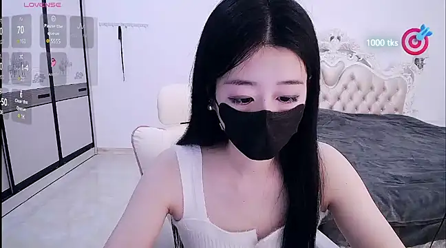 Snapshot of CN-xiaofei chatting on March 2, 2025, 11:50 am CN-xiaofei online show from March 2, 2025, 11:50 am