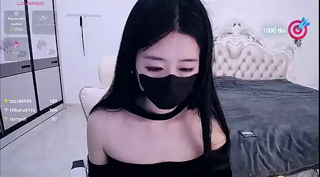 Snapshot of CN-xiaofei chatting on March 7, 2025, 6:02 am CN-xiaofei online show from March 7, 2025, 6:02 am