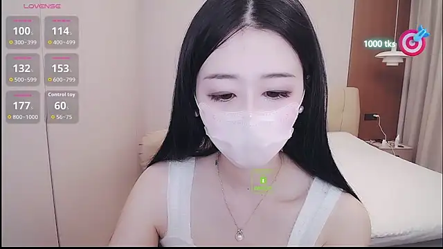 CN-xiaofei online show from October 8, 2025, 3:04 am