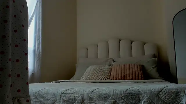 evely coelloo online show from November 14, 2025, 4:38 pm