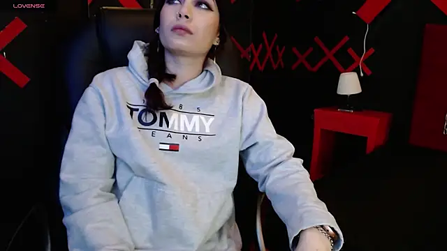  yuyi online show from January 20, 2025, 12:07 pm