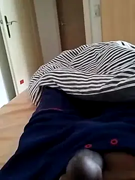 Snapshot of fuckeverythi chatting on February 1, 2026, 2:15 pm fuckeverythi online show from February 1, 2026, 2:15 pm