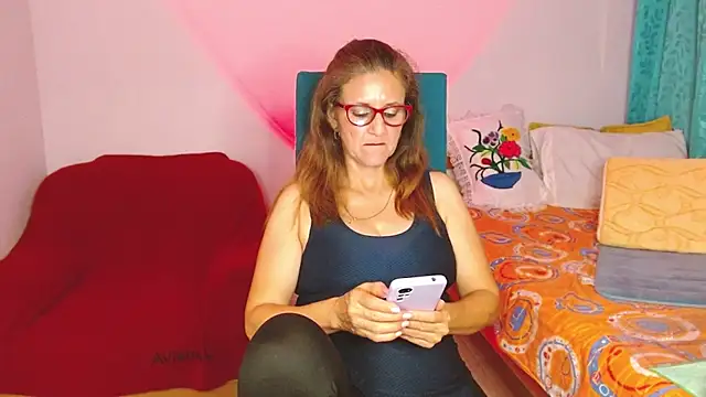 Snapshot of ReginaBakerr chatting on March 13, 2025, 2:05 am ReginaBakerr online show from March 13, 2025, 2:05 am