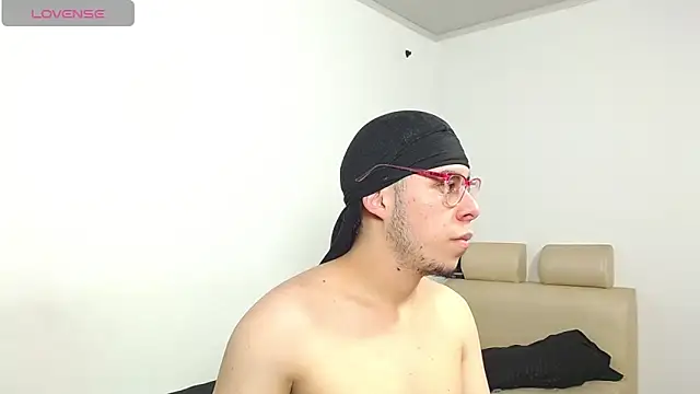 Hot Teens69 online show from December 29, 2024, 2:06 am