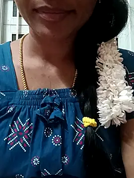 Ambika01 online show from October 18, 2025, 1:34 pm