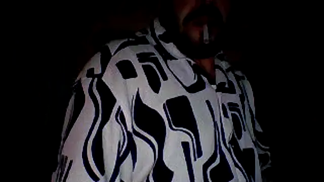bobotatto online show from May 5, 2026, 11:24 pm