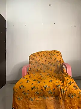 miss lina online show from March 8, 2025, 6:58 pm