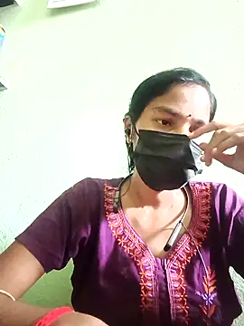 anusiya01 online show from December 19, 2024, 6:23 am