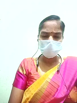 anusiya01 online show from December 22, 2024, 2:06 pm
