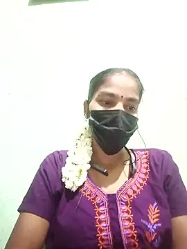 anusiya01 online show from December 29, 2024, 1:38 pm
